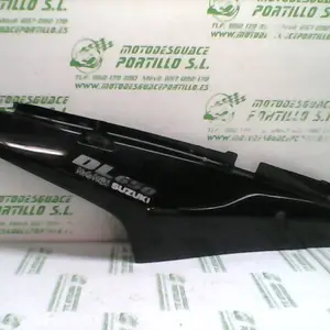 Foto de Carcasa lateral trasera derecha Suzuki V Strom 650 referencia 144-19-21123 foto 9