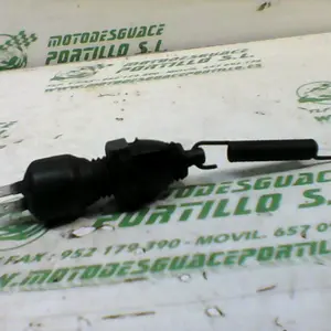 Foto de Sensor de freno trasero Suzuki GS 500 E referencia 290-20-36912 foto 3