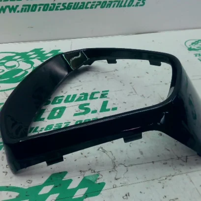 Foto de Embellecedor cuentakilómetros Kymco PEOPLE S 125 referencia 369-23-46697