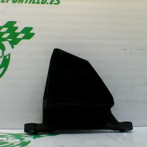 Foto de Embellecedor de tapa cárter Yamaha TRICITY 125I referencia 307-21-35638 foto 5