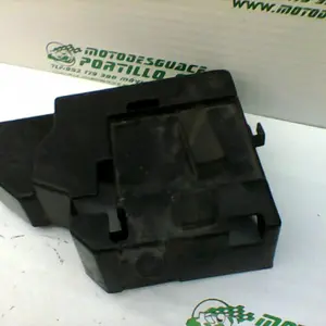 Foto de Caja batería Yamaha YBR 125 i referencia 118-19-19513 foto 3