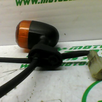 Foto de Intermitente trasero izquierdo Yamaha Aerox 50 2T referencia 326-20-30294
