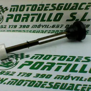 Foto de Aforador de aceite Peugeot Ludix 50 referencia 72-19-19048 foto 2