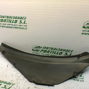 Foto de Carcasa lateral izquierda Aprilia ARRECIFE 200 referencia 275-19-23431 foto 1
