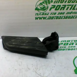 Foto de Reposapies trasero derecho Peugeot Kisbee 50 4T referencia 106-17-38221 foto 2