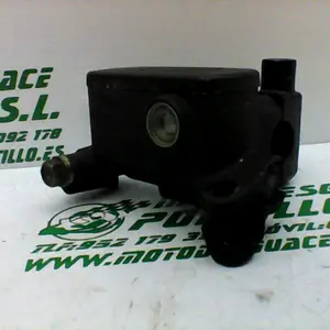 Foto de Bomba de freno trasero Kymco Super Dink 125 referencia 15-23-41687 foto 3