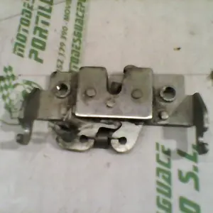 Foto de Cerradura del asiento Honda SH 125 referencia 19-16-42202 foto 1