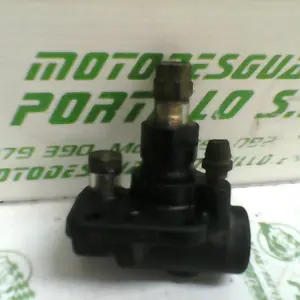 Foto de Repartidor de frenada Piaggio X9 250 referencia 44-18-12483