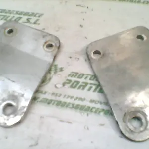 Foto de Soporte de faro Suzuki GS 500 E referencia 290-20-36942 foto 4