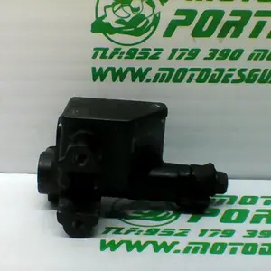 Foto de Bomba de freno trasero Peugeot TWEET 125 15-18 referencia 165-23-46285 foto 12