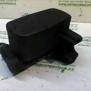 Foto de Bomba de freno delantero Kymco Super Dink 125 referencia 15-23-41686 foto 2