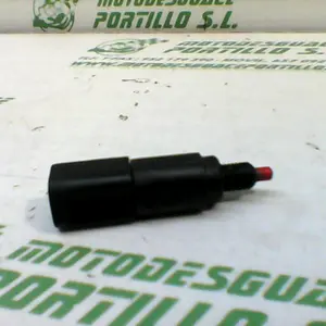 Foto de Sensor de freno trasero Piaggio Beverly 125 referencia 249-22-38637 foto 2
