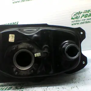 Foto de Deposito gasolina Honda Pcx 125 referencia 412-21-32331 foto 7