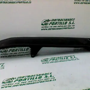 Foto de Cubre cadena Yamaha YBR 125 referencia 99-20-37029 foto 4