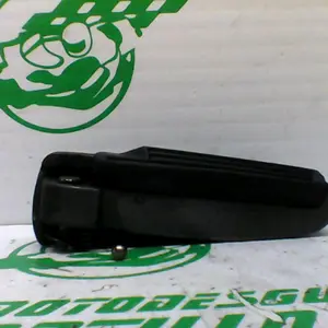Foto de Reposapies trasero derecho Kymco GRAND DINK 125 referencia 225-22-40119 foto 4