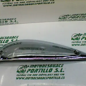 Foto de Embellecedor lateral derecho Kymco VENOX 250 referencia 154-19-20788 foto 2