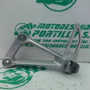 Foto de Estribera trasera izquierda Honda CB 500XA referencia 415-23-47807 foto 2