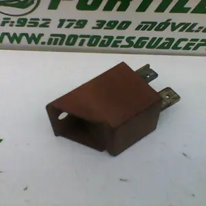 Foto de Rele de arranque Derbi GPR 50 referencia 136-19-21599