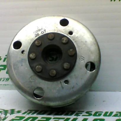Foto de Plato magnetico Piaggio ZIP H2O 2T 3 50 referencia 72-20-25695