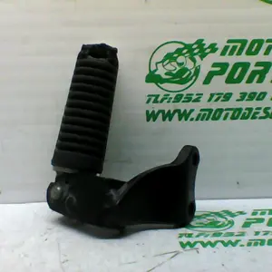 Foto de Estribera trasera derecha con reposapies Yamaha X MAX 125 referencia 304-21-31454 foto 4