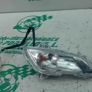Foto de Intermitente delantero derecho Peugeot Tweet 50 4T referencia 92-23-45773 foto 12