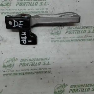 Foto de Reposapies trasero derecho Peugeot tweet 125 referencia 67-19-17844 foto 10