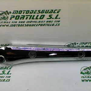 Foto de Embellecedor de carcasa trasera izquierda Kawasaki Eliminator 125 referencia 274-18-17448 foto 3
