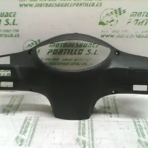 Foto de Contracabezón Peugeot TWEET 125 15-18 referencia 244-20-26763 foto 3