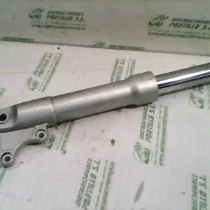 Foto de Barra horquilla izquierda Piaggio ZIP 100 referencia 58-17-5711