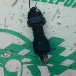 Foto de Sensor de freno trasero Suzuki Intruder 250 referencia 391-23-46965 foto 2