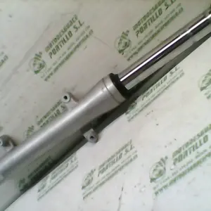 Foto de Barra horquilla derecha Suzuki Burgman 125 referencia 90-16-9888