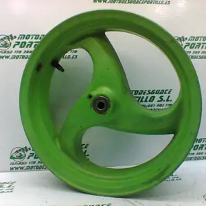 Foto de Llanta delantera Piaggio NRG MC2 50 referencia 223-18-20993 foto 4
