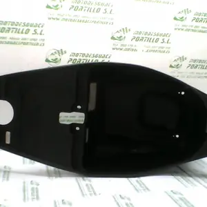 Foto de Porta-casco Honda Dylan 125 referencia 109-16-11075 foto 2