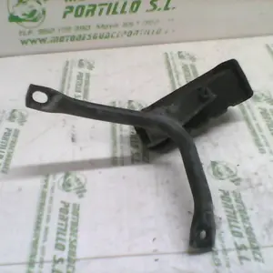 Foto de Reposapies trasero izquierdo Honda Dylan 125 referencia 74-18-13060 foto 1
