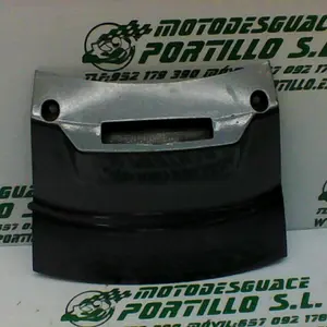 Foto de Carcasa luz portamatricula Piaggio X8 125 referencia 177-16-19315 foto 5