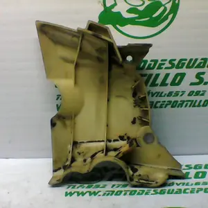 Foto de Tapa de piñon Yamaha YBR 125 i referencia 171-21-30457 foto 4