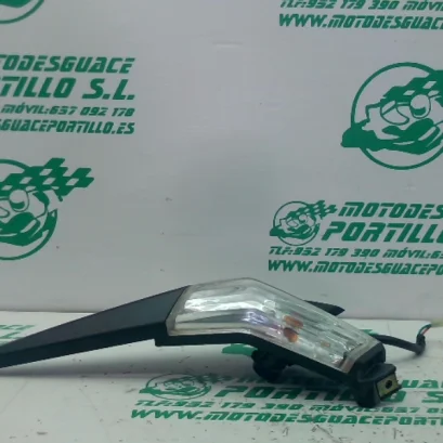 Foto de Intermitente trasero izquierdo Kymco MILER 125I referencia 151-24-48108