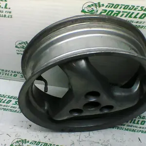Foto de Llanta trasera Peugeot ELYSTAR 125 referencia 119-19-24280