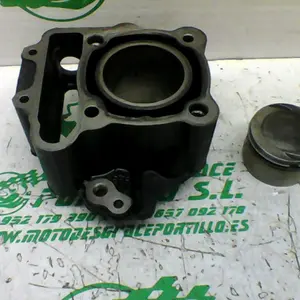Foto de Cilindro y pistón Peugeot ELYSTAR 125 referencia 78-20-48280 foto 13