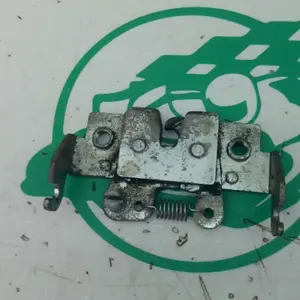 Foto de Cerradura del asiento Honda PS 125 referencia 106-24-47759 foto 7