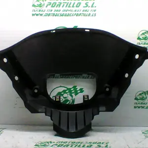 Foto de Carcasa trasera de cúpula Kymco super dink 300 i referencia 113-23-43387