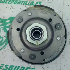 Foto de Embrague Kymco PEOPLE S 125 referencia 369-23-46733 foto 2