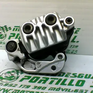 Foto de Pinza de freno delantera Yamaha XMAX 250 referencia 307-22-37448 foto 8