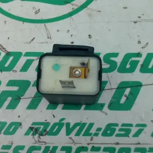 Foto de Rele de intermitencia Yamaha N MAX 125 referencia 394-23-46402 foto 5