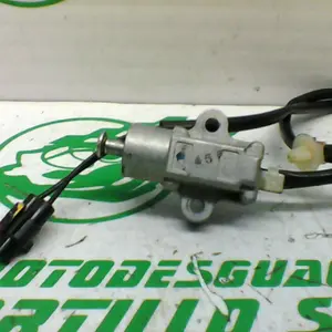 Foto de Sensor de patilla lateral Yamaha TRICITY 125I referencia 307-21-35711