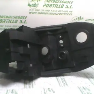 Foto de Porta-casco Yamaha Why 50 2T referencia 198-18-15195 foto 1