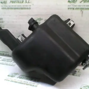 Foto de Depósito de aceite Vespa LX 50 2T referencia 321-20-28522 foto 17