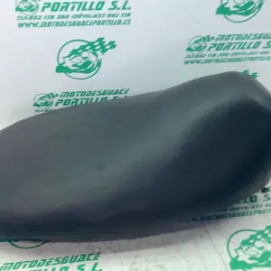 Foto de Asiento Aprilia Gulliver 50 referencia 166-16-47410 foto 2