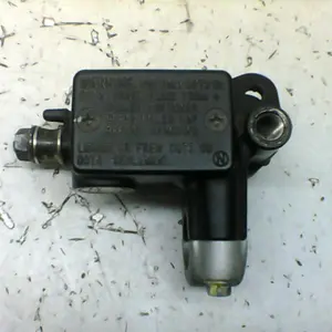 Foto de Bomba de freno delantero Honda VISION 110 referencia 110-20-31596 foto 5