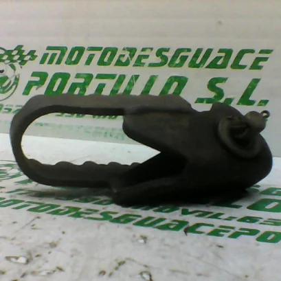 Foto de Reposapies delantero izquierdo Honda CRM 75 R referencia 353-19-25758